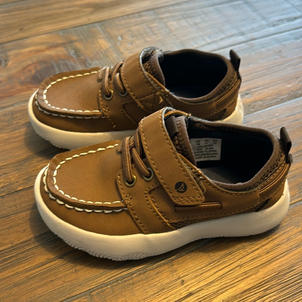 EUC Toddler Sperrys Sz 7M